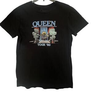 Queen Tour '80 T-Shirt Size Small